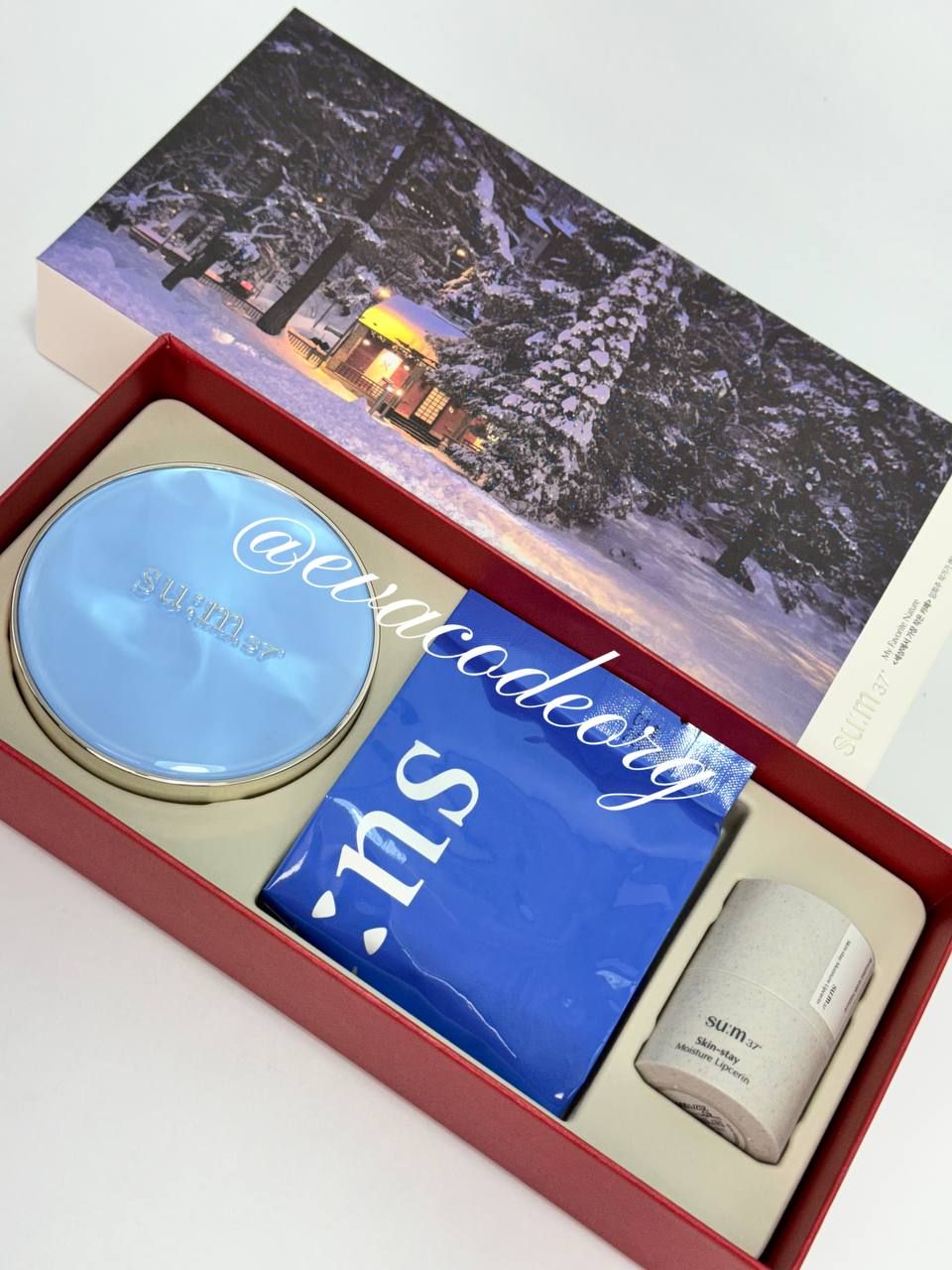SU:M37 Water-full Mesh Cushion Glow Special Set тон 01 Light Beige с липсерином (вес 390 гр)