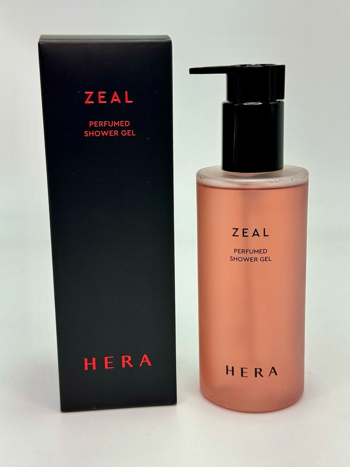 HERA ZEAL Perfumed Shower Gel (330гр)