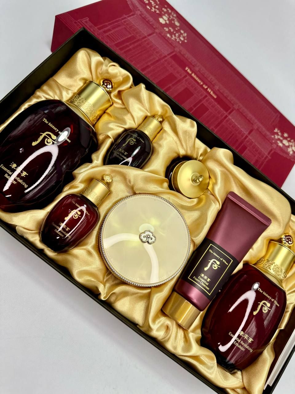 (6)The history of Whoo Jinyulhyang 3pcs Special Set с кушоном (вес 1270гр)