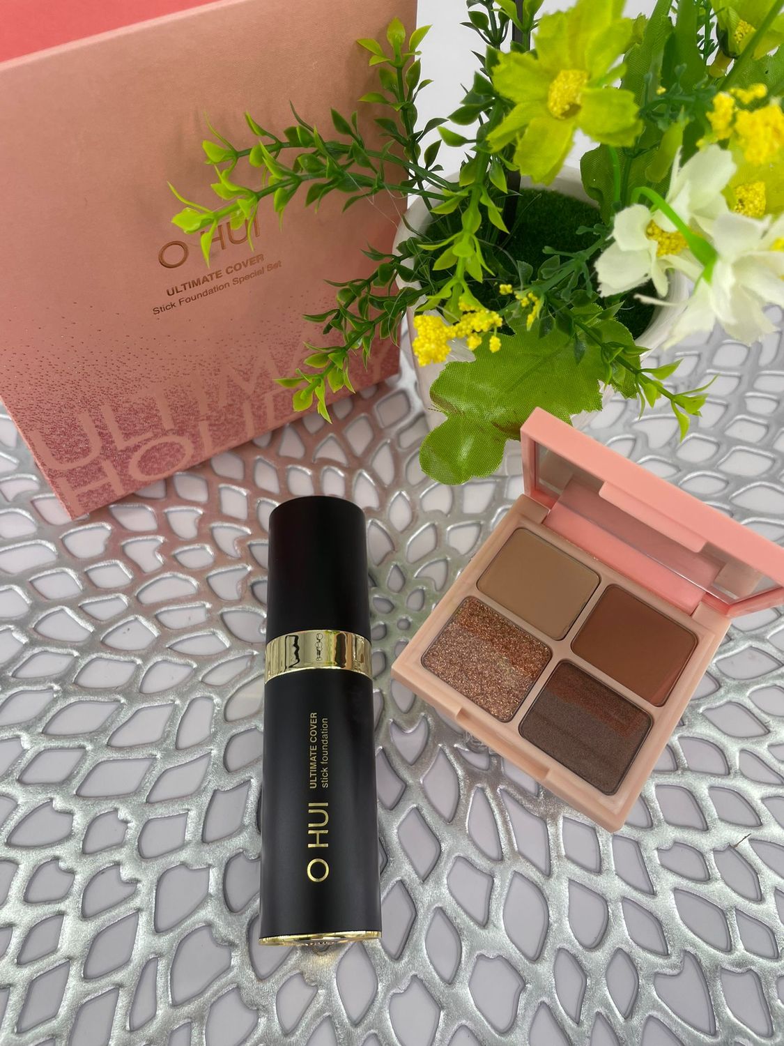 O HUI Ultimate Cover Stick Foundation Special Set, TONE: 01 Milk Beige