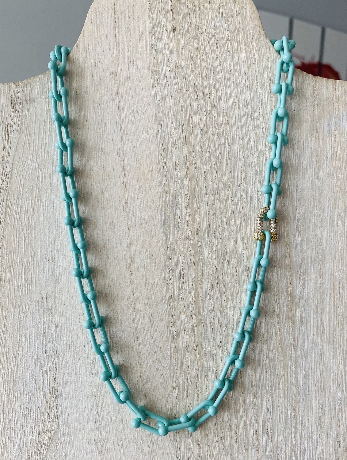 Aqua Pop Chain