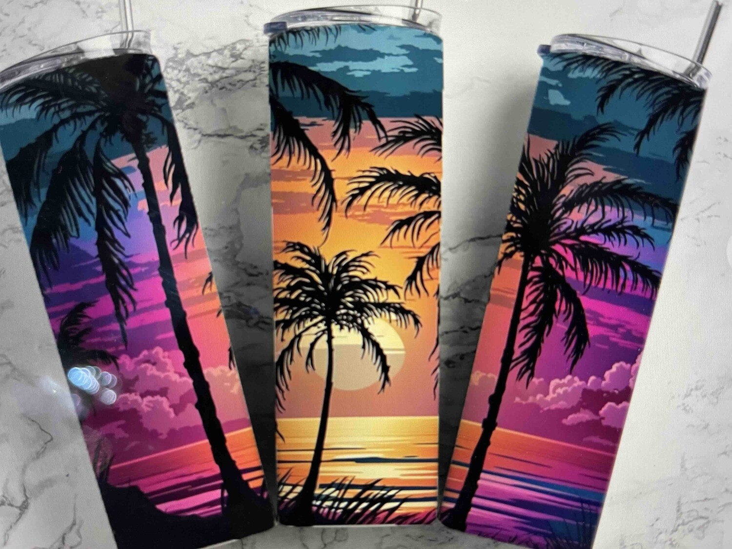 Palm tree tumbler