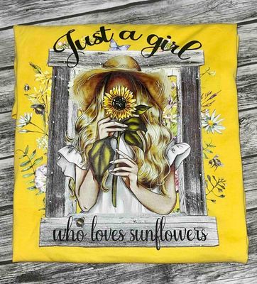 Just a girl who loves sunflowers