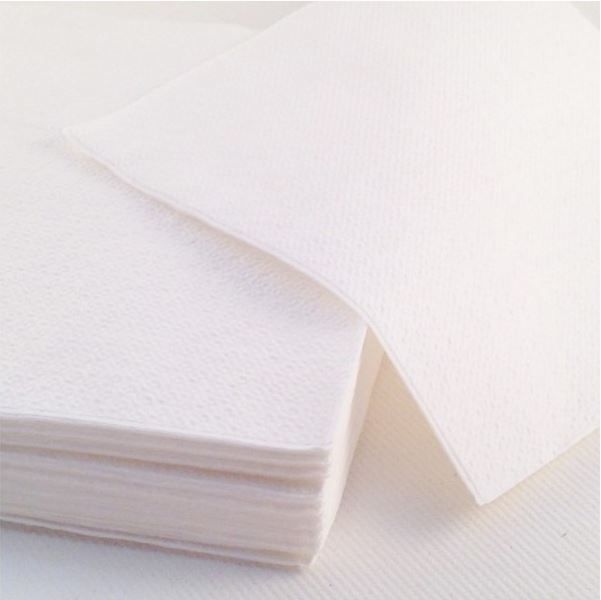 LOT DE 100 SERVIETTES JETABLES BLANCHES