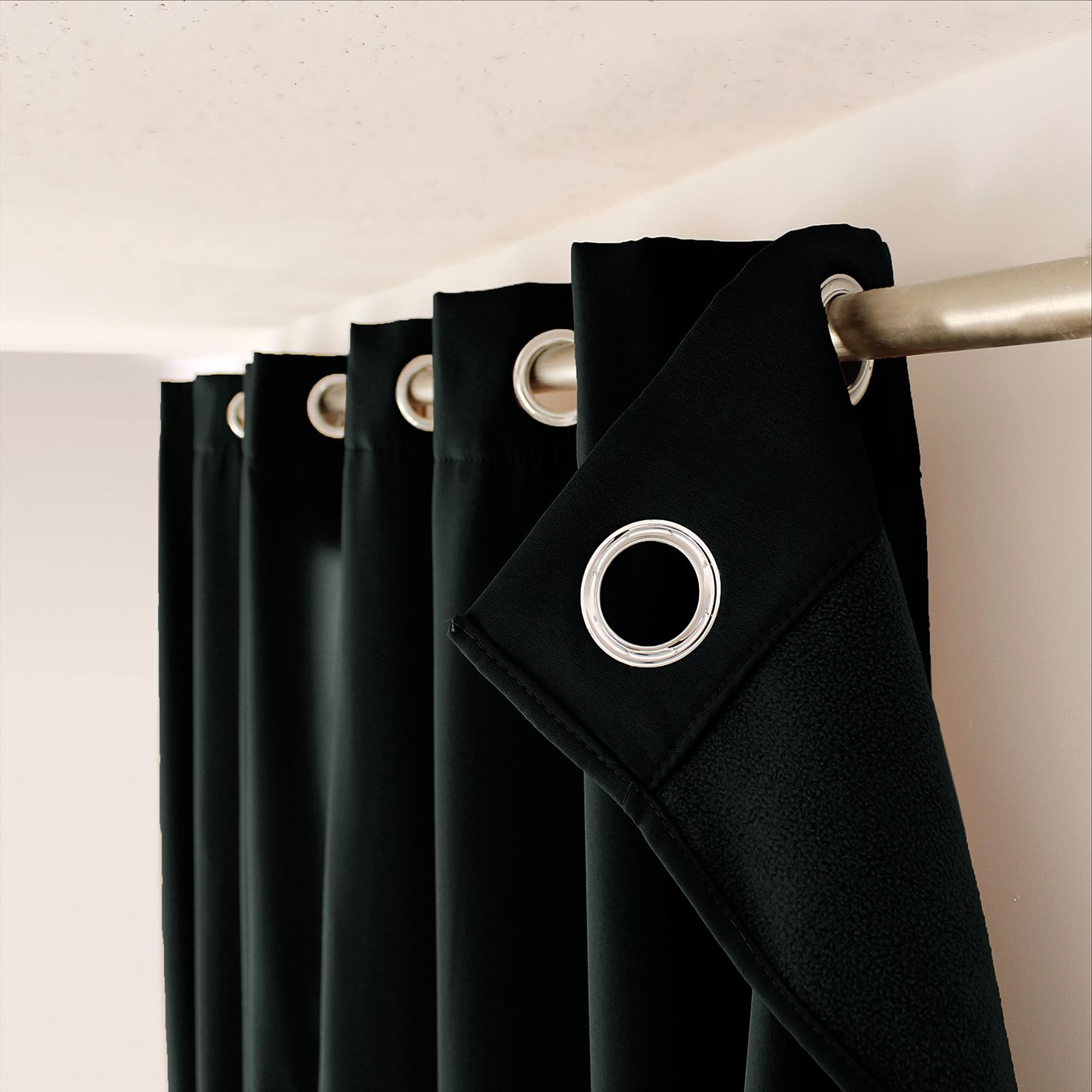 RIDEAU THERMIQUE 135X240 NOIR
