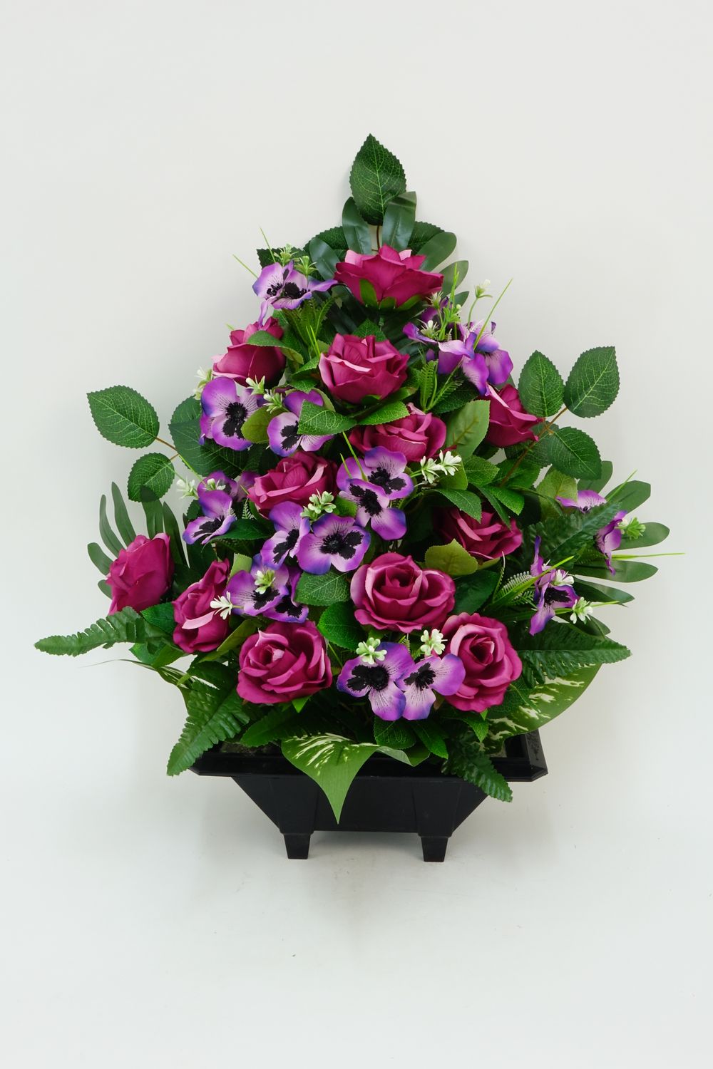 JARDINIÈRE DE ROSE, PENSÉE, GYPSO, FEUILLE DE ROSIER