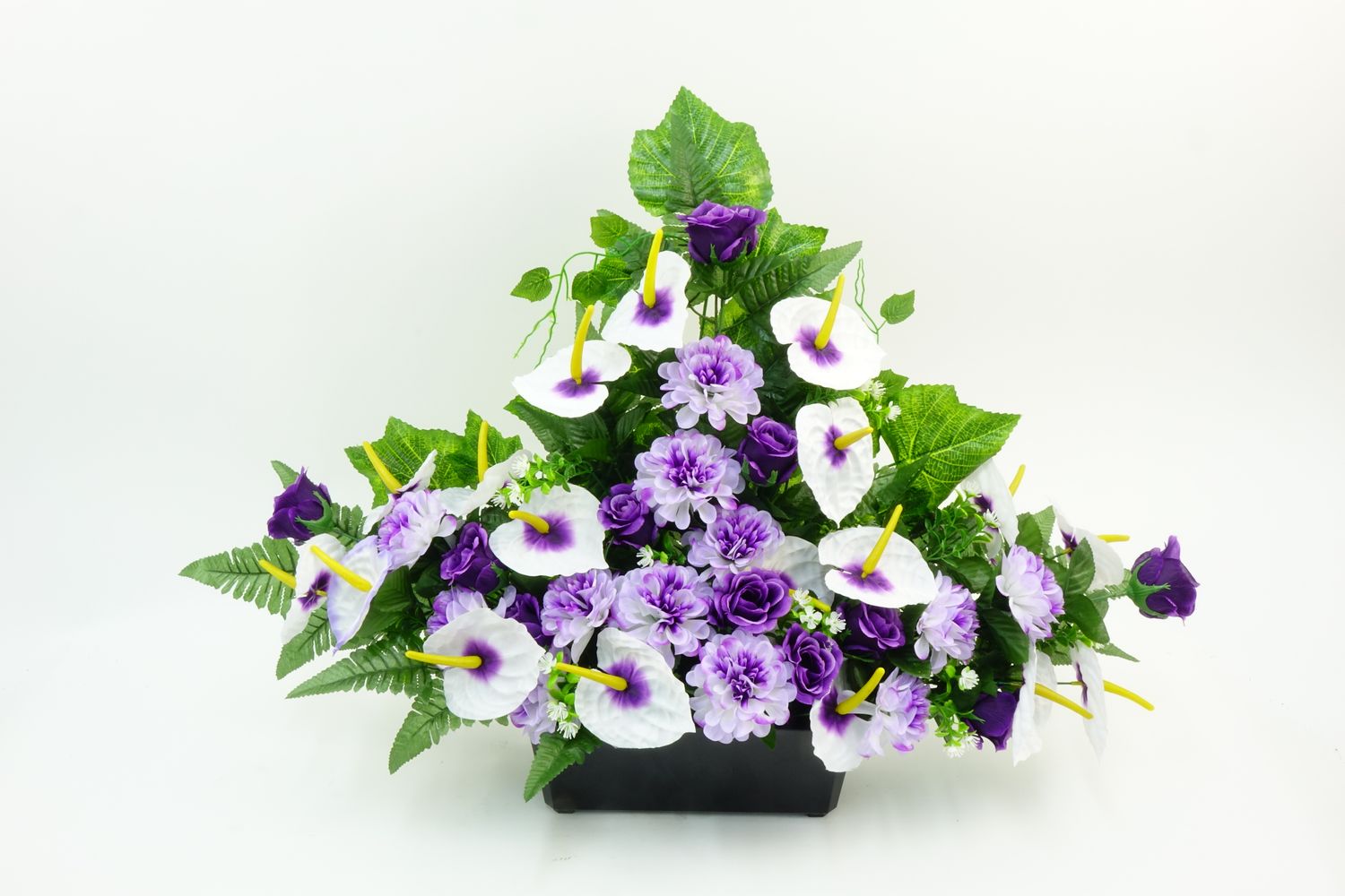 JARDINIÈRE DE DAHLIA, BOUTON DE ROSE, ANTHURIUM, LIERRE