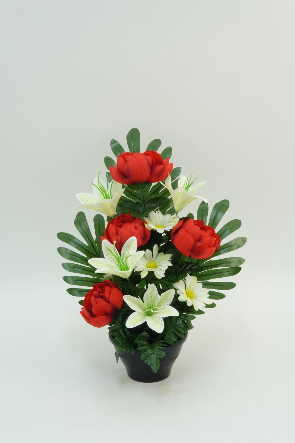 VASQUE DE PIVOINES, LYS ET GERBERAS