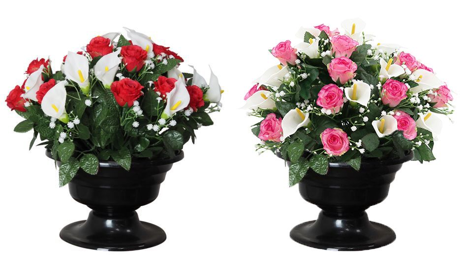 COMPOSITION 36 ROSES ET ARUMS, FEUILLAGE ET GYPSO
