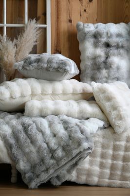 COUSSIN "NEBRASKA" 45X45 PERLE TOUT DOUX