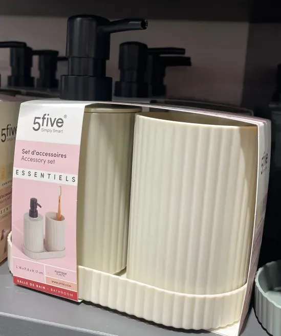 SET DE 3 ACCESSOIRES SALLE DE BAIN SET DE 3 ACCESSOIRES SALLE DE BAIN