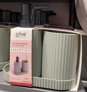 SET DE 3 ACCESSOIRES SALLE DE BAIN SET DE 3 ACCESSOIRES SALLE DE BAIN