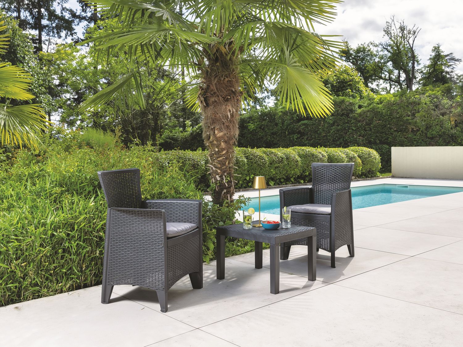 SALON DE JARDIN "FOREST"