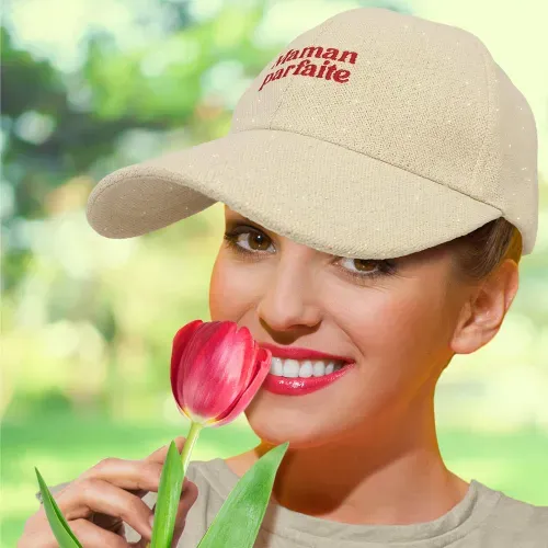 CASQUETTE À PAILLETTE "MAMAN PARFAITE"