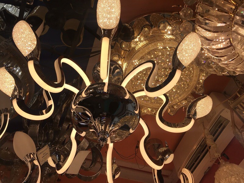 SNAKE LED CHANDELIER