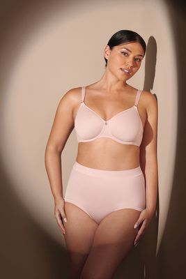 Anita Comfort spacerbh Claire