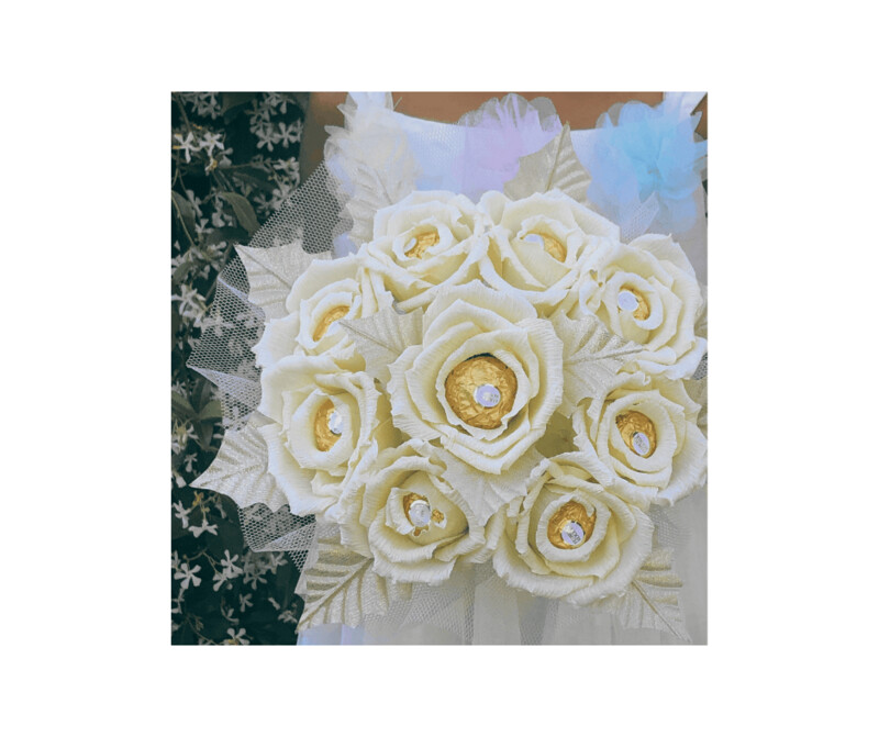 Pure Cream Chocolate flower Gift Bouquet