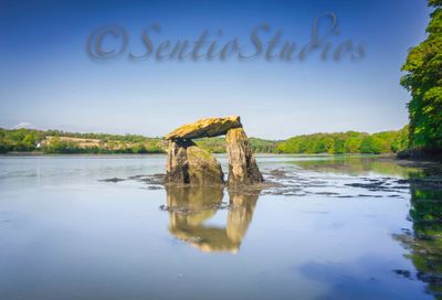 Carraig a Mhaistín (The Rostellan Dolmen)