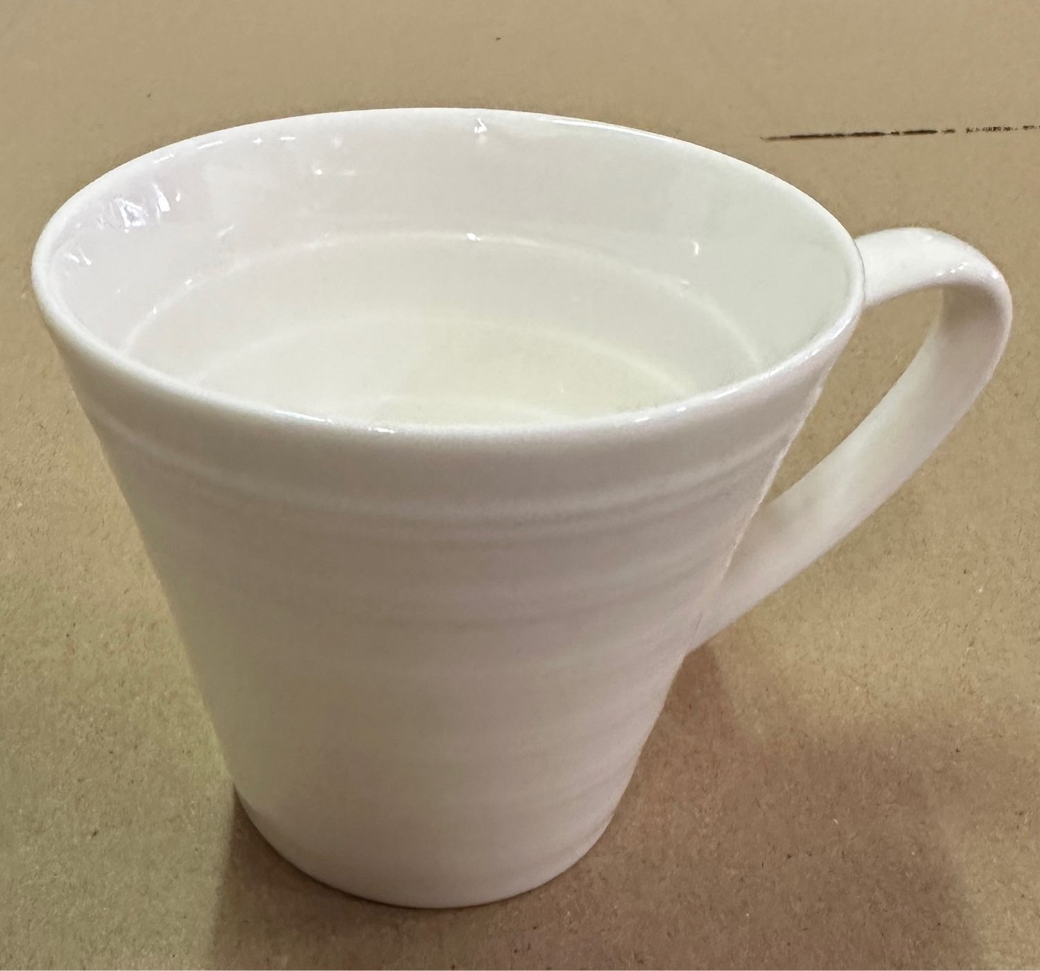 Theetas - Koffietas Porcelijn (met randjes) /PROMO per /4stuks 20cl • Theetas - Koffietas Porcelijn (met randjes) /PROMO per /4stuks 20cl •