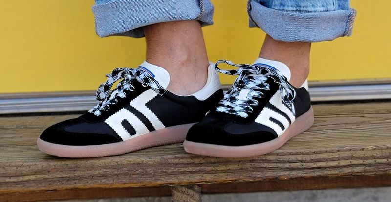 Back 70 Ghost Black Sneakers