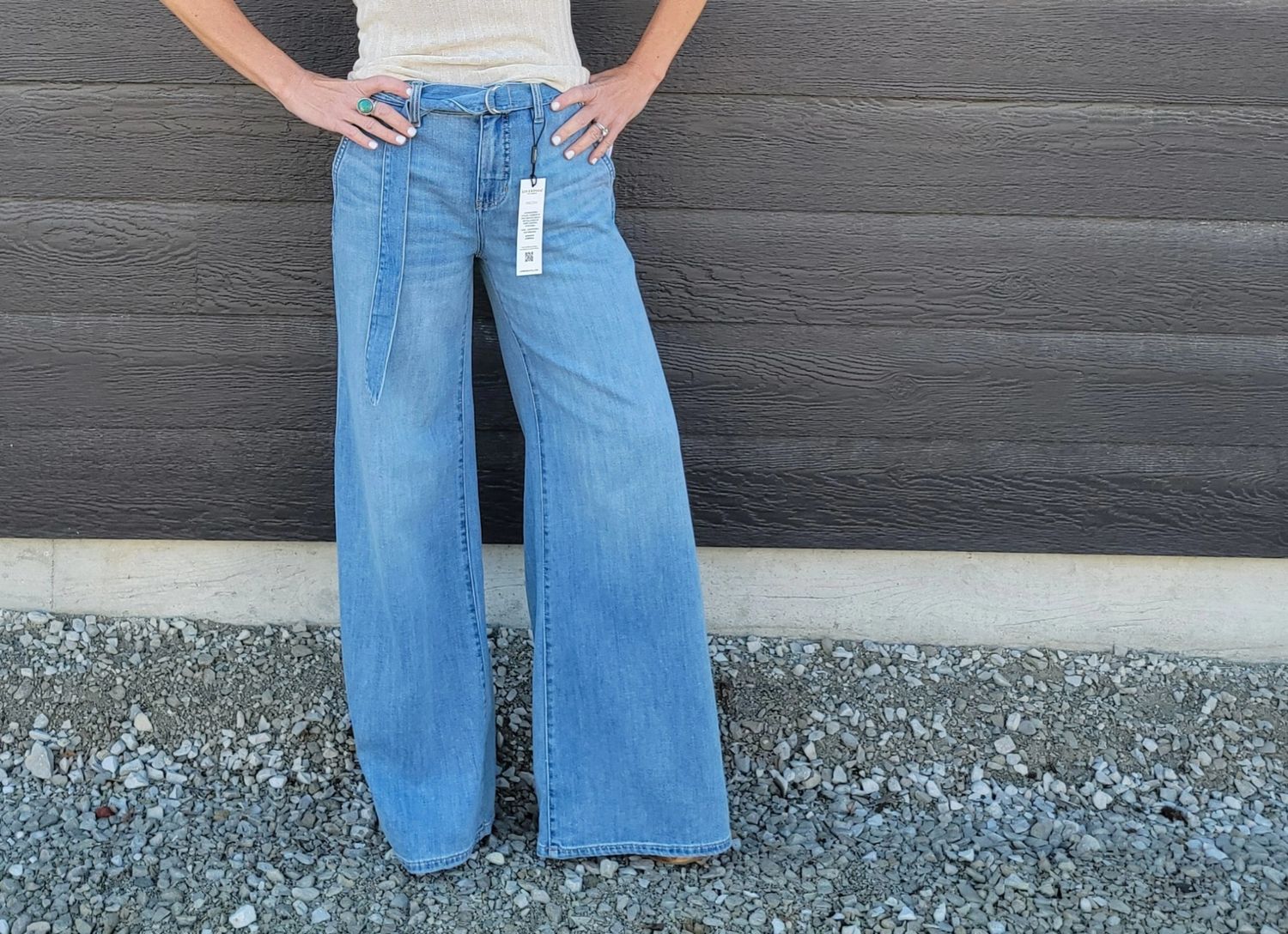 Liverpool Stride Hi Rise Crop Wide Leg