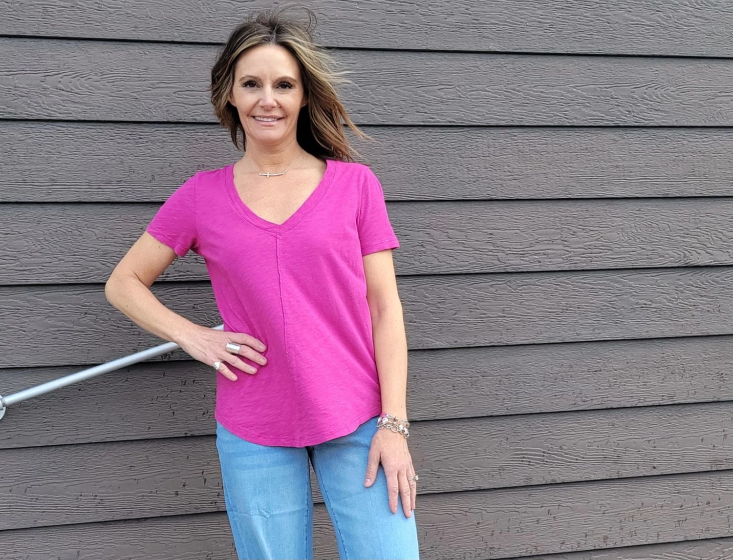 Z Supply Asher V Neck Tee Magenta