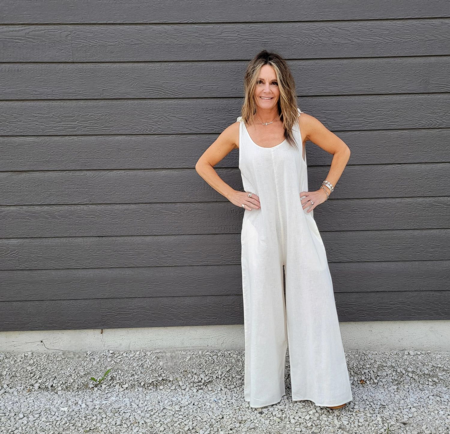 Elan White Jumper V Neck Tank