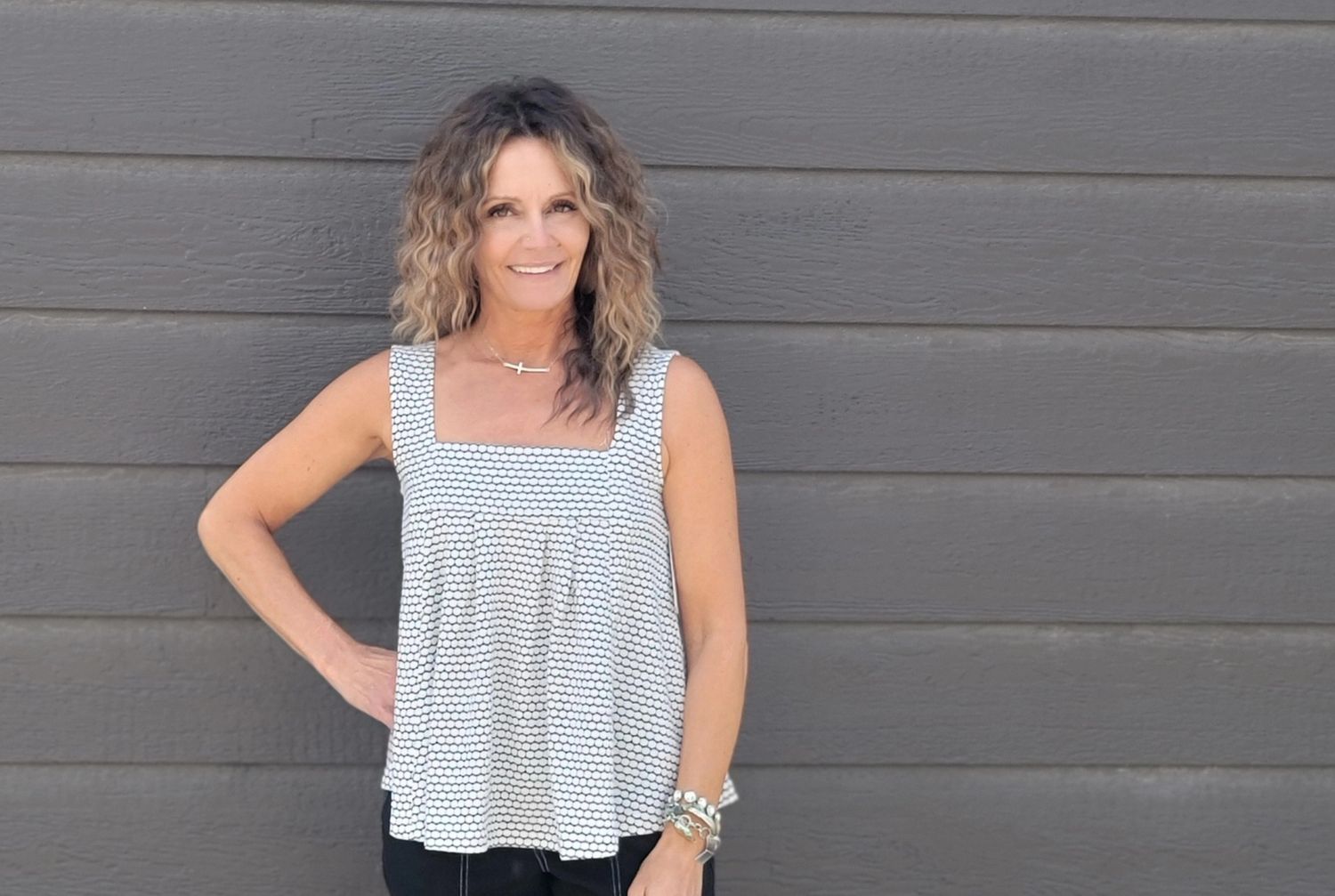 Liverpol Sleeveless Square Neck Top Black And White