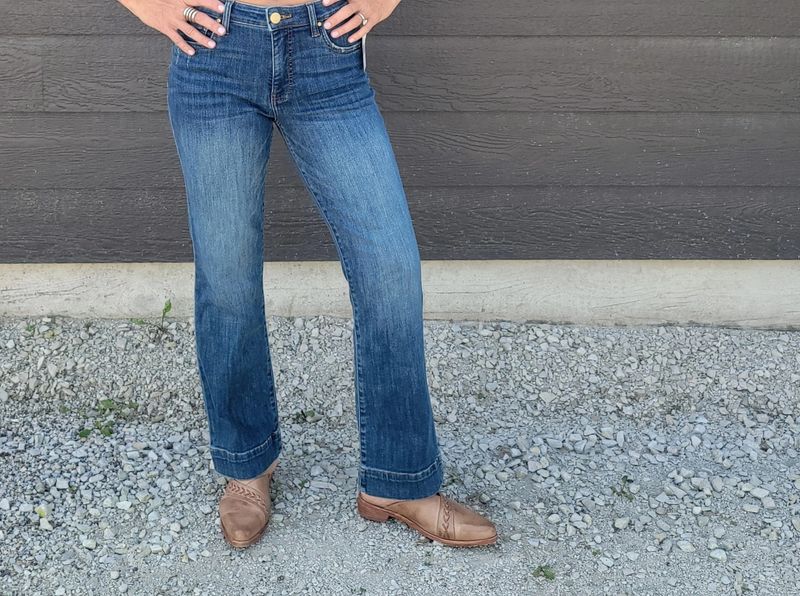 Kut Kelsey High Rise Ankle Flare Vibrant