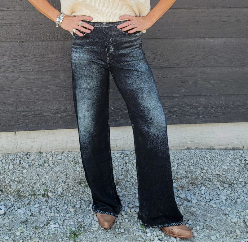 Elan Grey Wash Sweatpant Jean