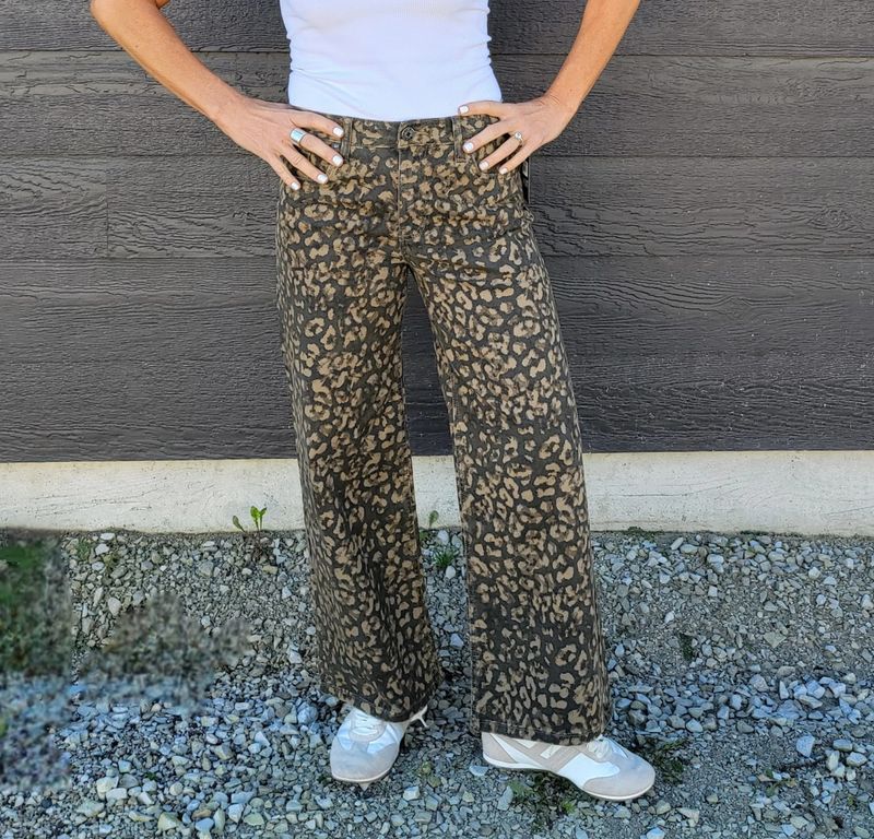 Kut Meg High Rise Wood