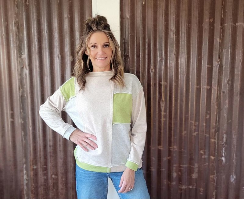 Tru Luxe Funnel Neck Color Block Knit Top Tan/ Green Tru Luxe Funnel Neck Color Block Knit Top Tan/ Green