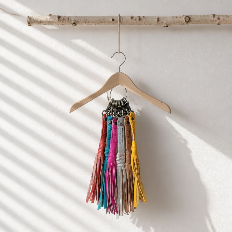 BedStu Tassel Clip