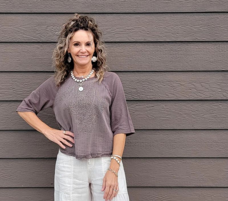 XCVI EMbrodERED JORY TOP