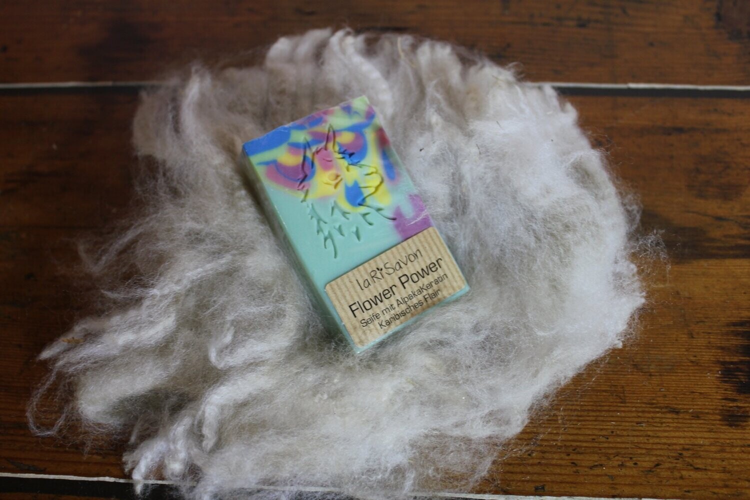 Alpakaseife mit Keratin "Flower Power"
