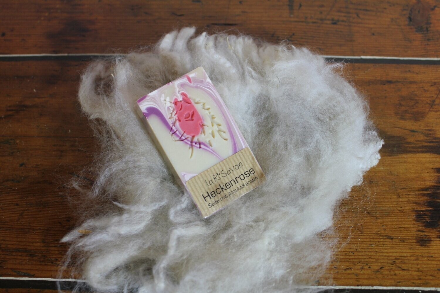 Alpakaseife mit Keratin "Heckenrose"