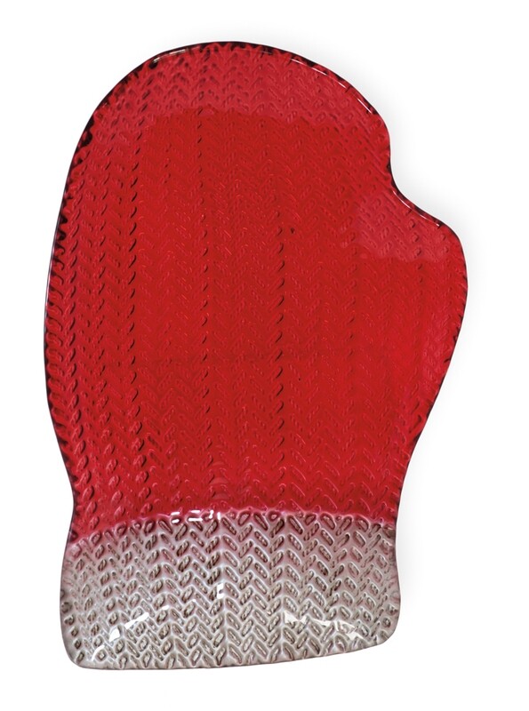 Boston Ints. Red Mitten  Glass Plate
