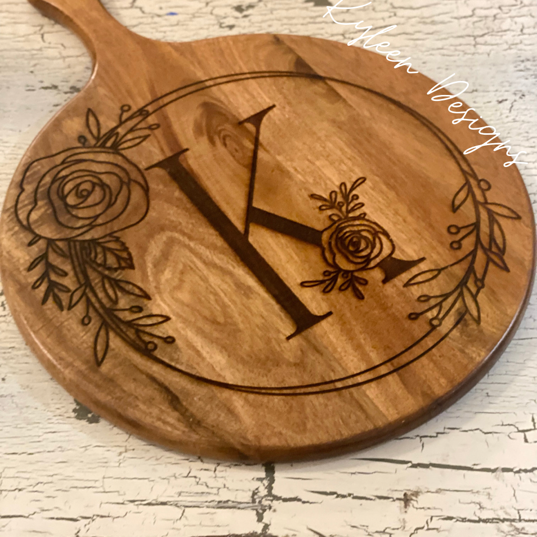 Acacia Wood Personalized Cutting/charcuterie Board