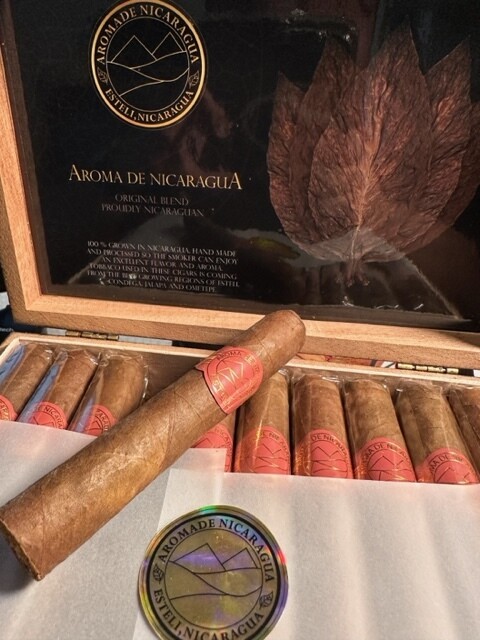 BOX of 20 Nicaraguan Cigars - Original Blend Connecticut Wrap