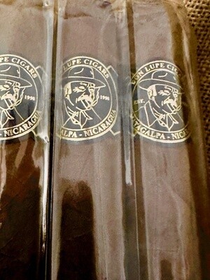 BUNDLE of 25 Nicaraguan Cigars - Medium Blend