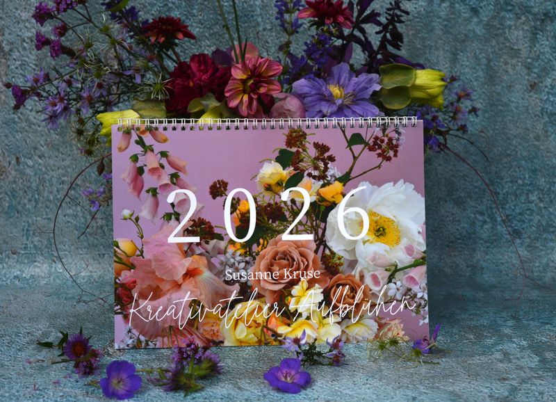WANDKALENDER mit Fotos, doppelt Din A4 mit Terminplaner 2026 Susanne Kruse, Kreativatelier Aufblühen