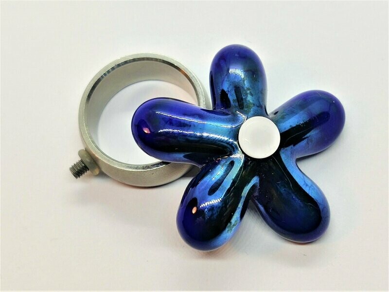 RINGTOP Blume in schillerndem Blau - groß