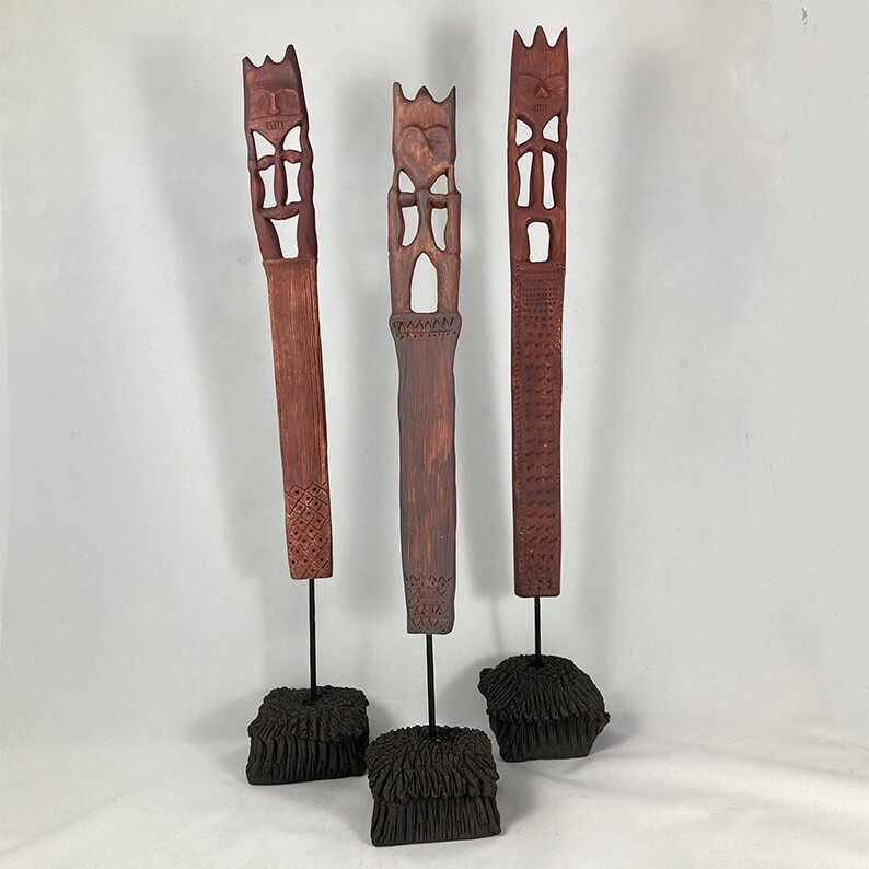 3 totems en grès patiné