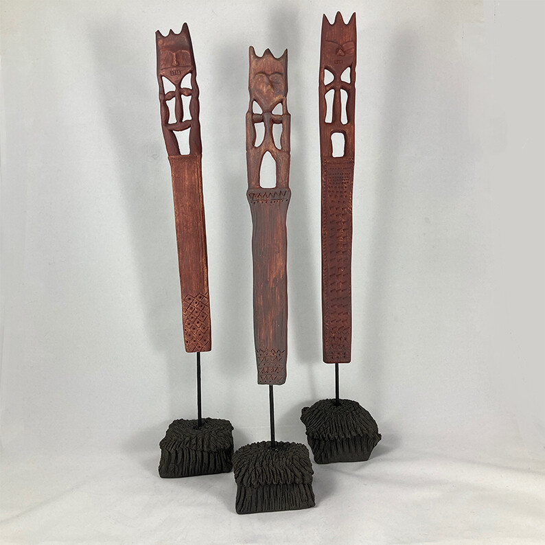 3 totems en grès patiné