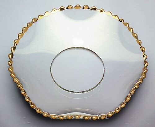 LM01105 52/15 gebogen, gezackt, gewellt, Goldrand, Kerzenmanschetten, Kerzenring, Bobèche, Tropfenfänger mit Welle LM01105 52/15 gebogen, gezackt, gewellt, Goldrand, Kerzenmanschetten, Kerzenring, Bobèche, Tropfenfänger mit Welle