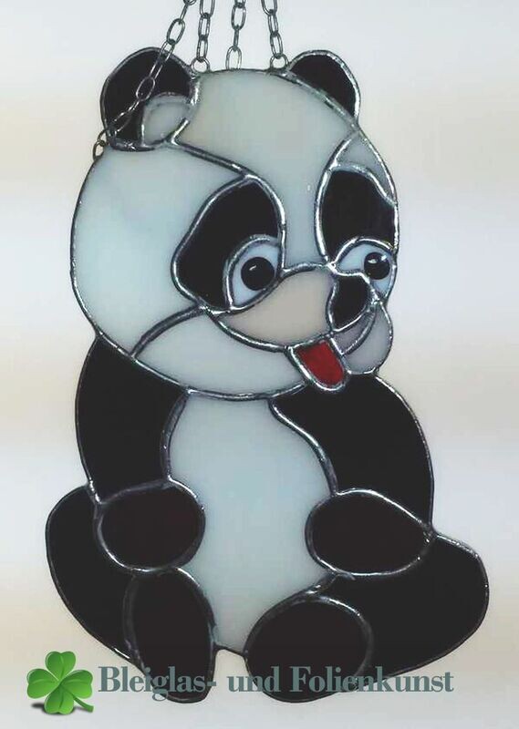 Pandabär, Tiffany Fensterbild, 14cm breit 21cm hoch, Handarbeit Pandabär, Tiffany Fensterbild, 14cm breit 21cm hoch, Handarbeit