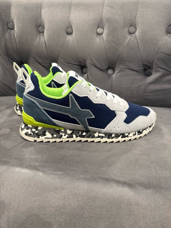 W6YZ Jet white-navy-grey