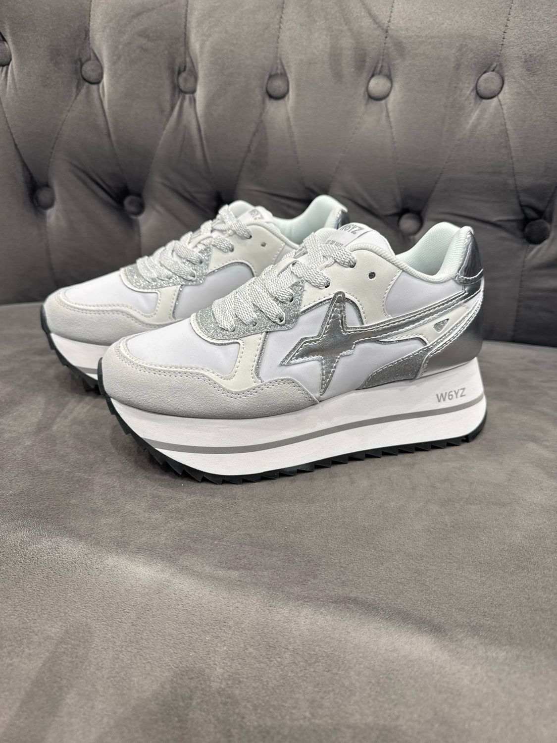 New W6YZ Deva white-silver