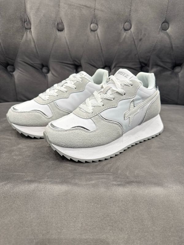 New W6YZ Jet white-silver