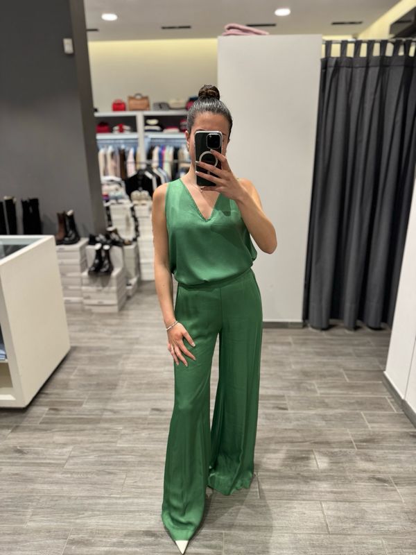 Pantalone a palazzo KAOS
